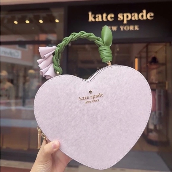 kate spade Handbags - Kate Spade x LOVESHACKFANCY’s FLORA Heart-Shaped Crossbody Bag BNWT